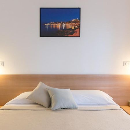 Hotel Viola Gaète Extérieur photo